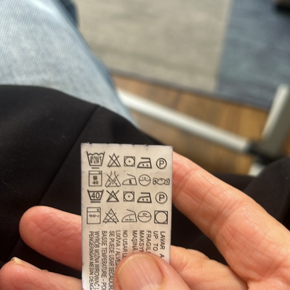 Zara High Waist Trousers with Hip Front Pockets and Straight Leg in Black Size 4 - Picture 5 of 7